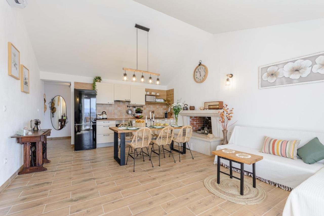 Brač villa management