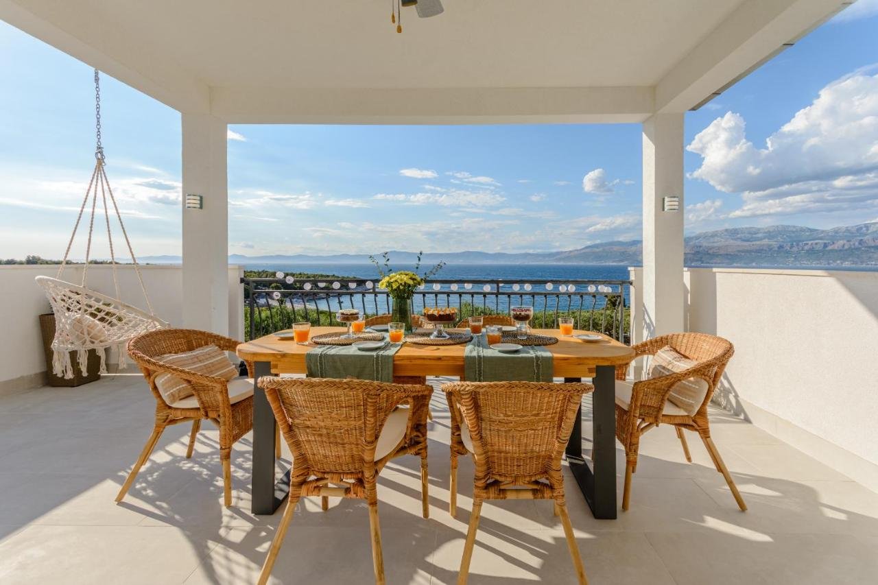 Brač villa management