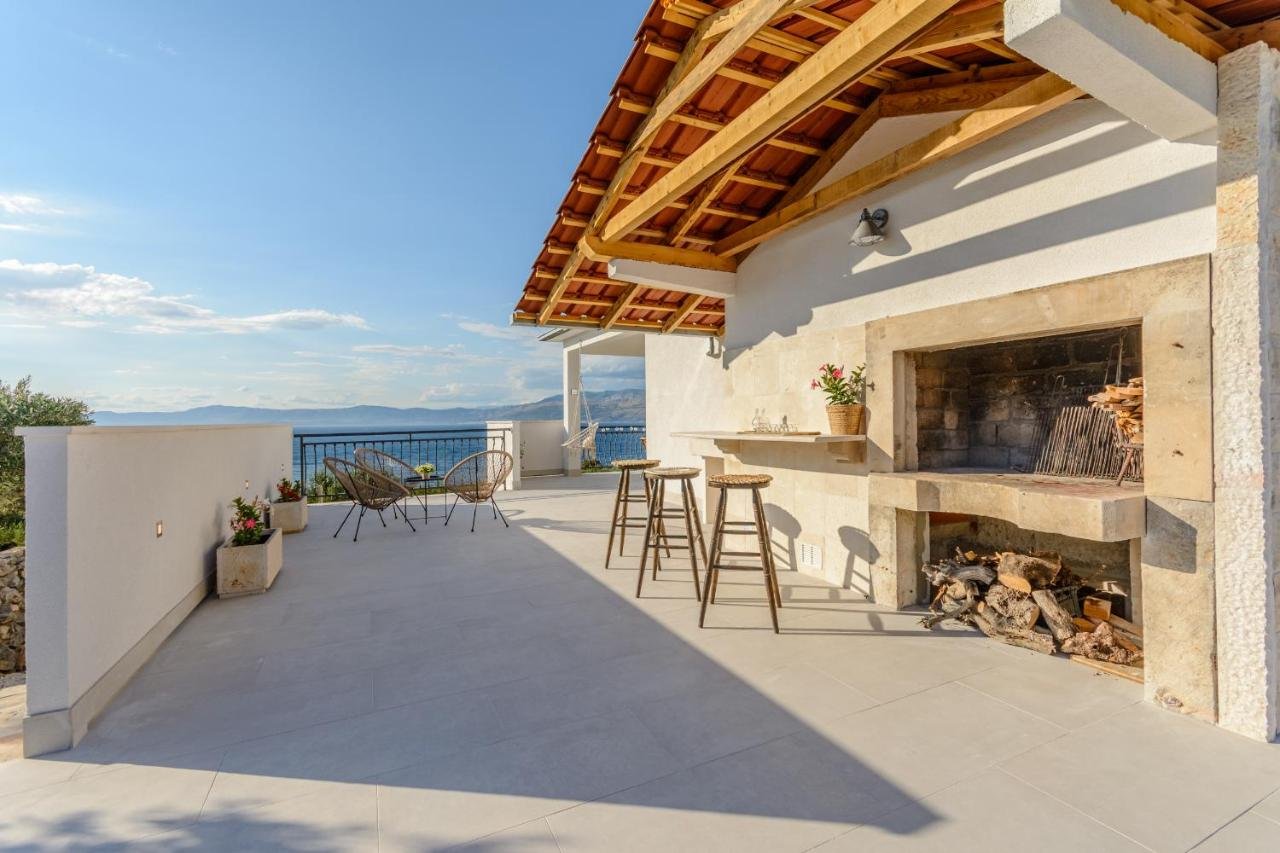 Brač villa management