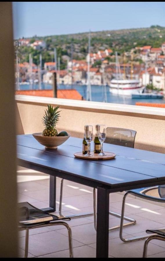 Brač villa management