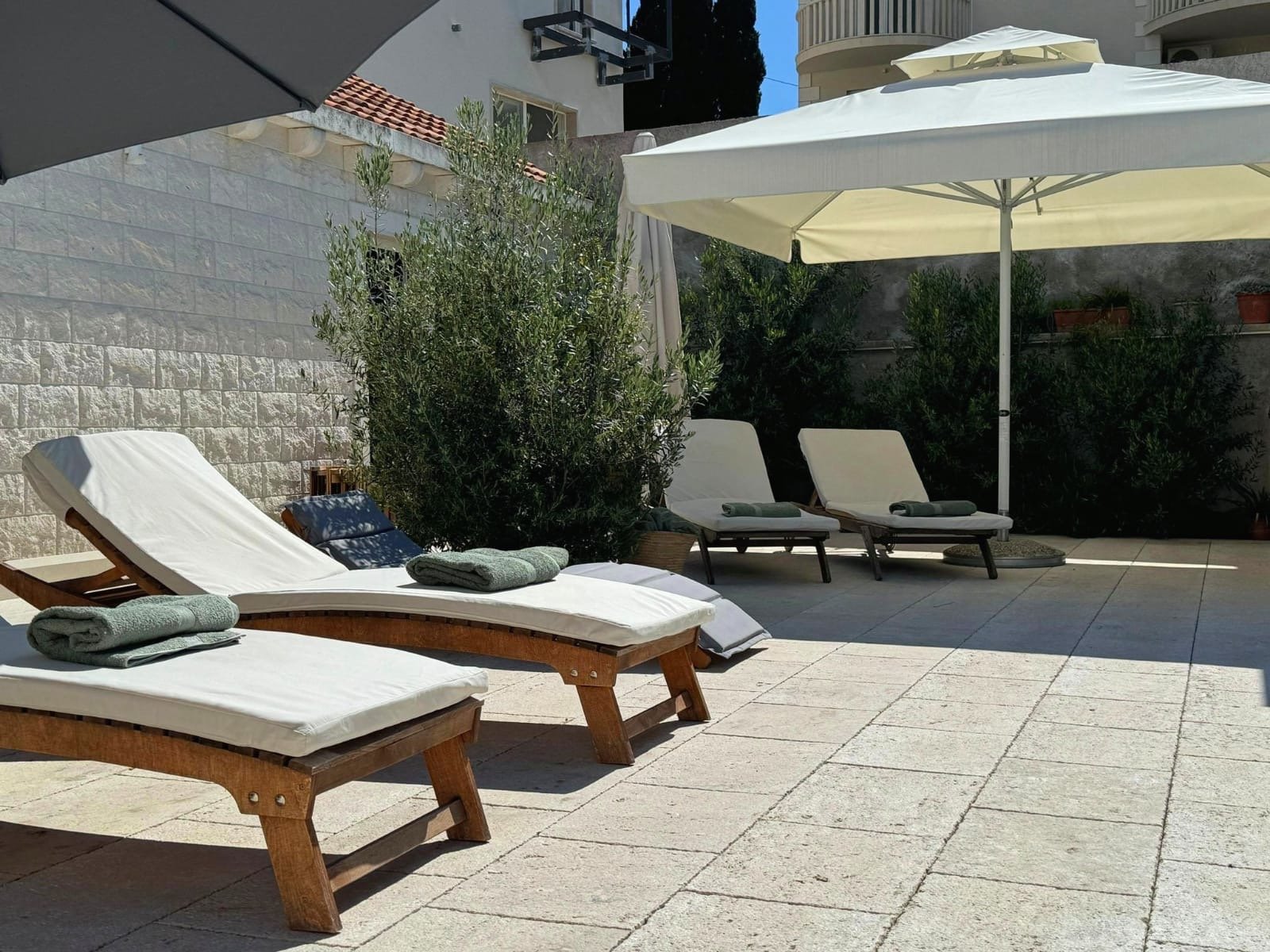 Brač villa management